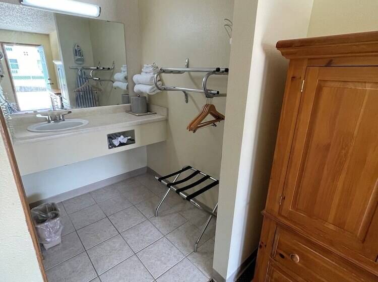 فندق على الطريق Executive Inn Of Mountain Home