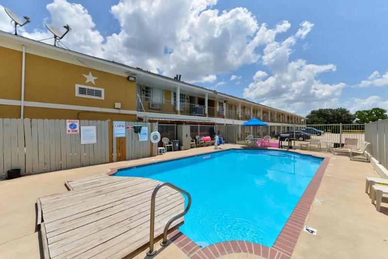 モーテル Quality Inn