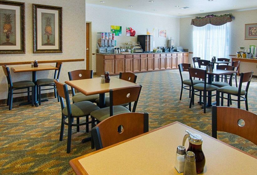 모텔 Quality Inn & Suites   Glen Rose