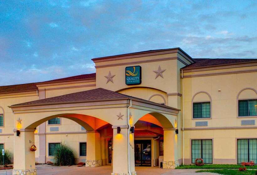 모텔 Quality Inn & Suites   Glen Rose