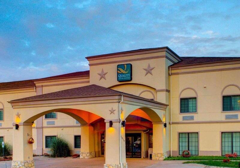 מוטל Quality Inn & Suites   Glen Rose
