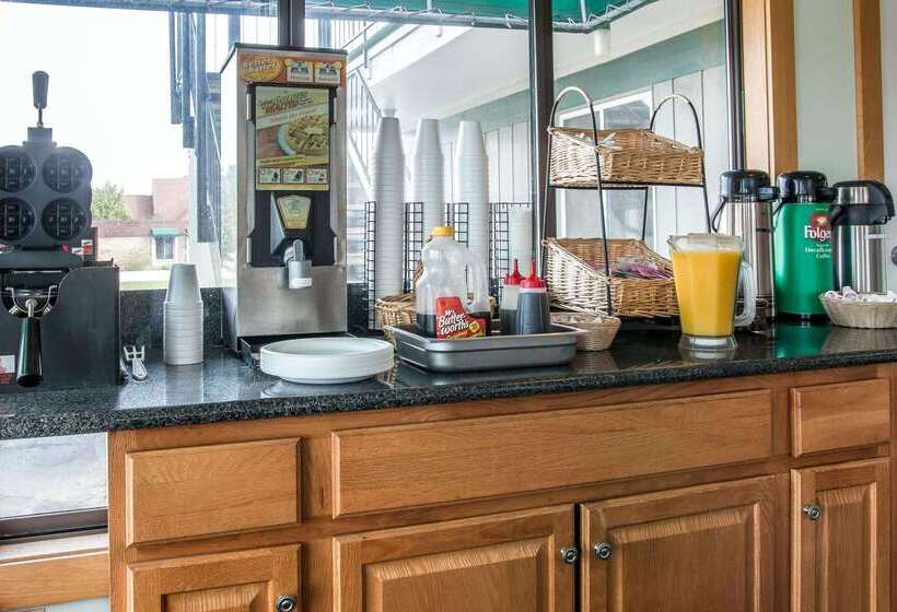 モーテル Rodeway Inn