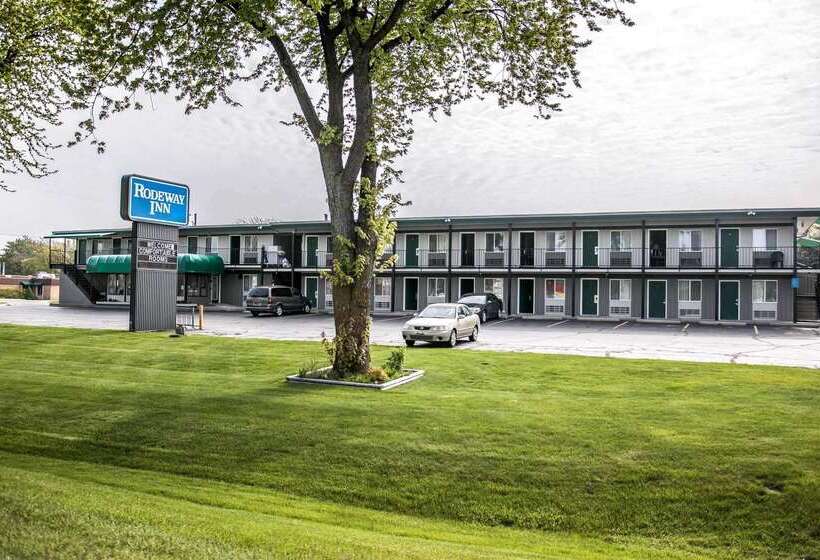 モーテル Rodeway Inn