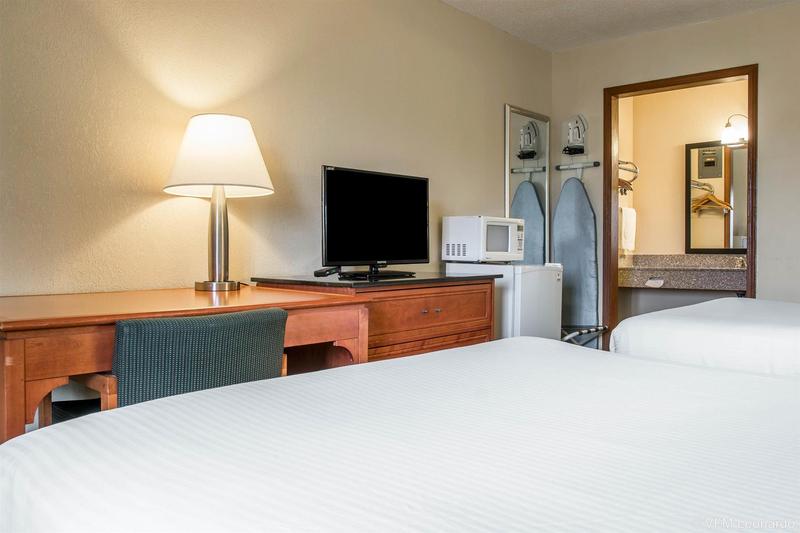 モーテル Rodeway Inn