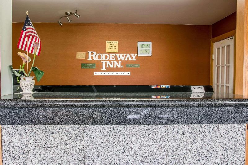 モーテル Rodeway Inn
