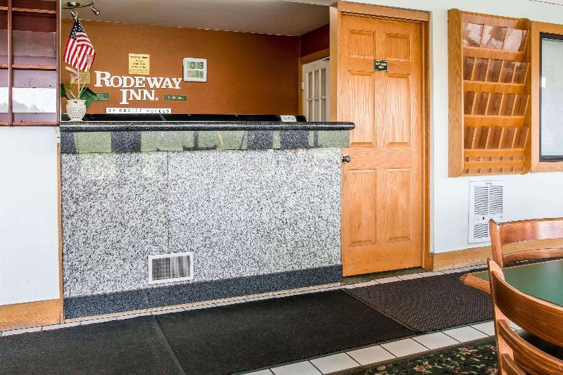 モーテル Rodeway Inn