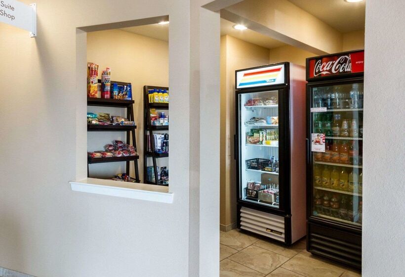 Motel 6 Junction, Texas   Llano River