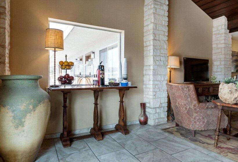 Motel 6 Junction, Texas   Llano River