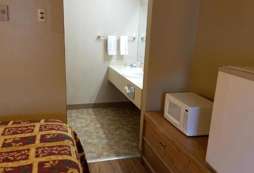 فندق على الطريق Royal Motor Inn