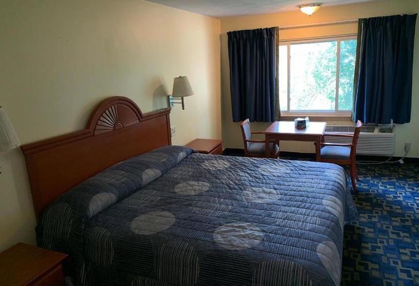 فندق على الطريق Rumford Motor Inn