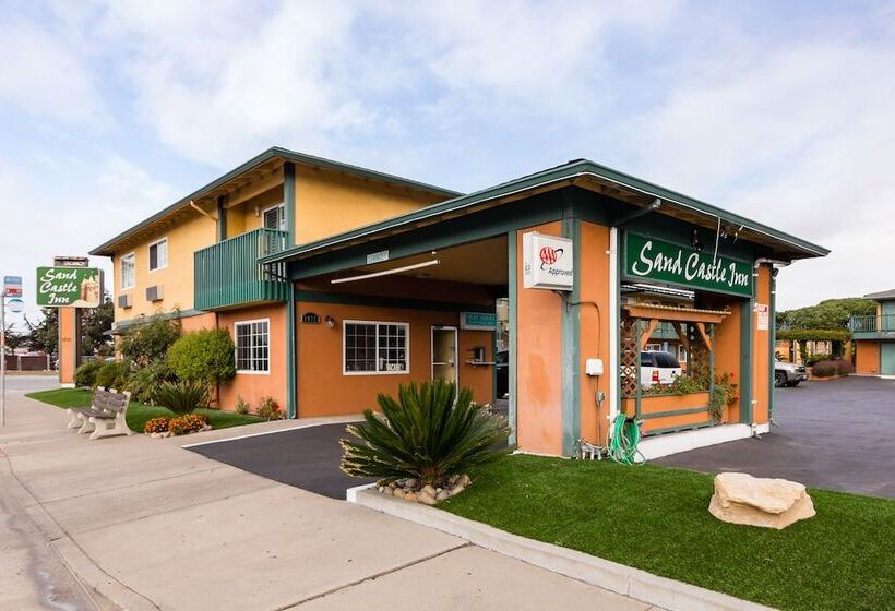 فندق على الطريق Sand Castle Inn