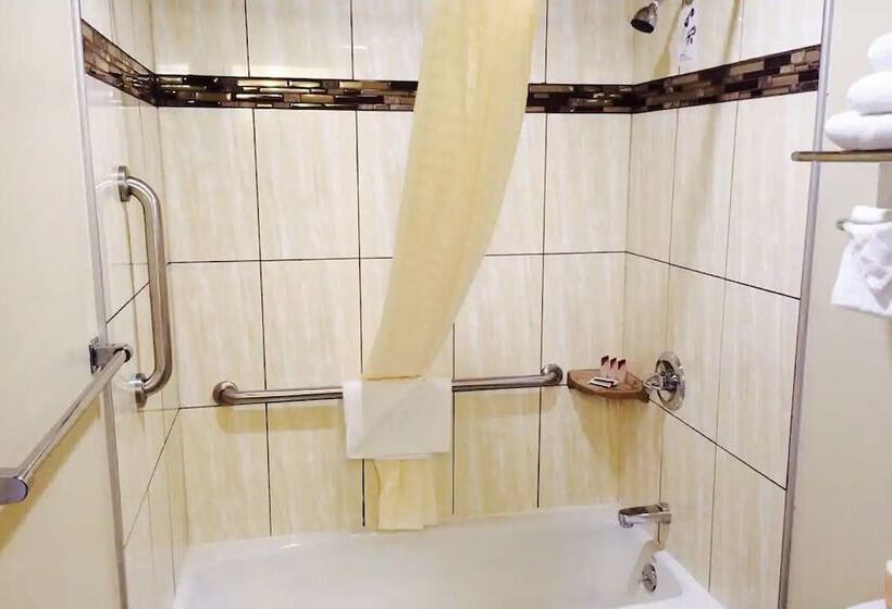 فندق على الطريق Sand Castle Inn