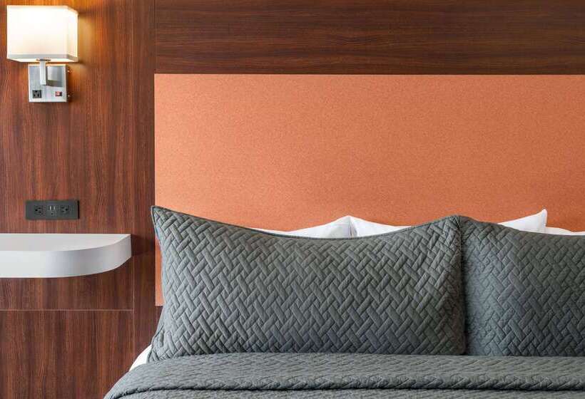 فندق على الطريق Travelodge By Wyndham Depoe Bay