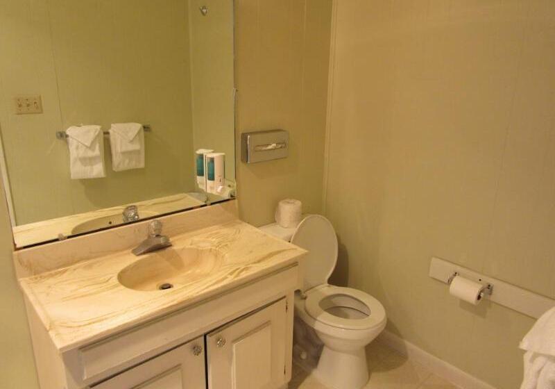 فندق على الطريق Yellowstone Country Inn