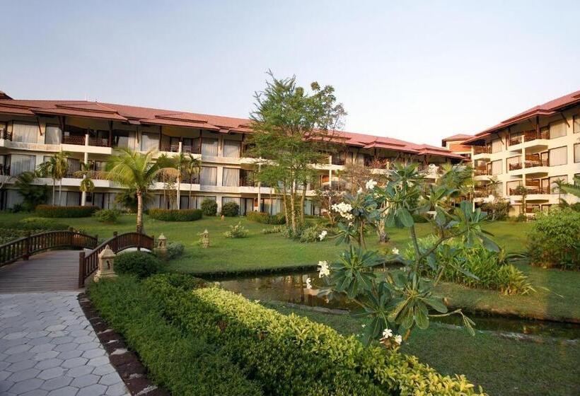 استراحتگاه Palace Residence & Villa Siem Reap