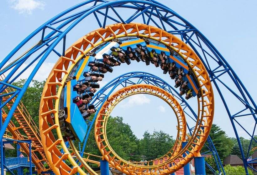 Курорт Six Flags Great Escape Lodge & Indoor Waterpark