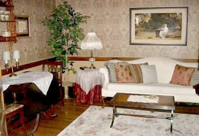 Schuster Mansion Bed & Breakfast