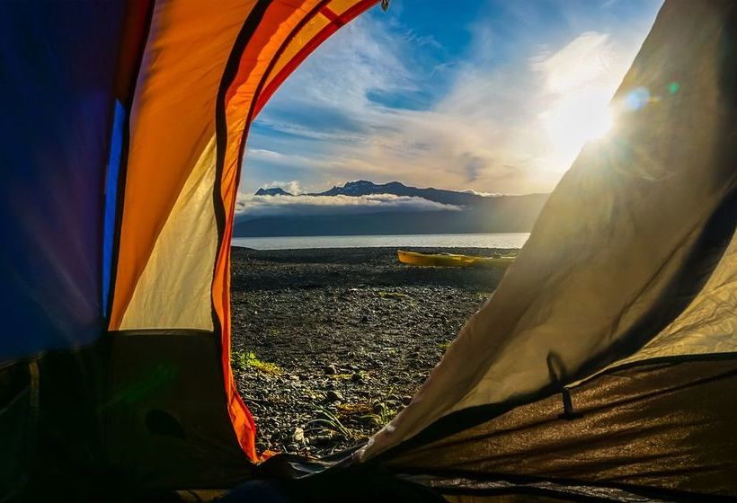 Totem Hotel And Suites