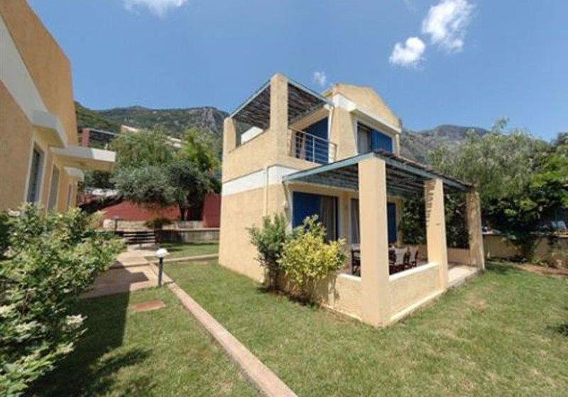 Akti Barbati Complex