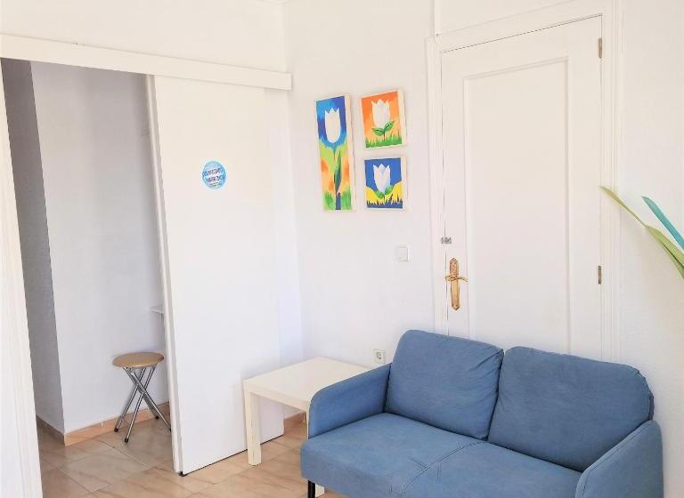 Общежитие Hostal Alba