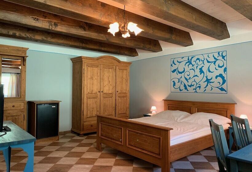 住宿加早餐  Pension Amadeus & Apartments