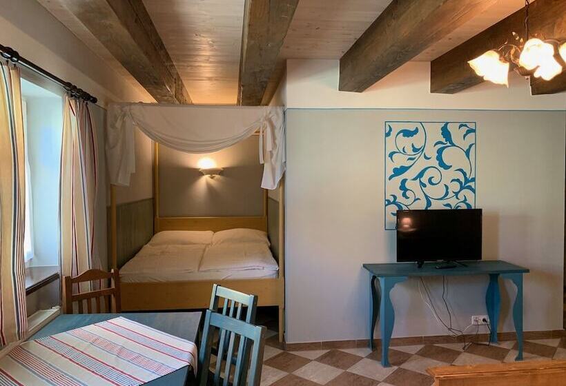 住宿加早餐  Pension Amadeus & Apartments