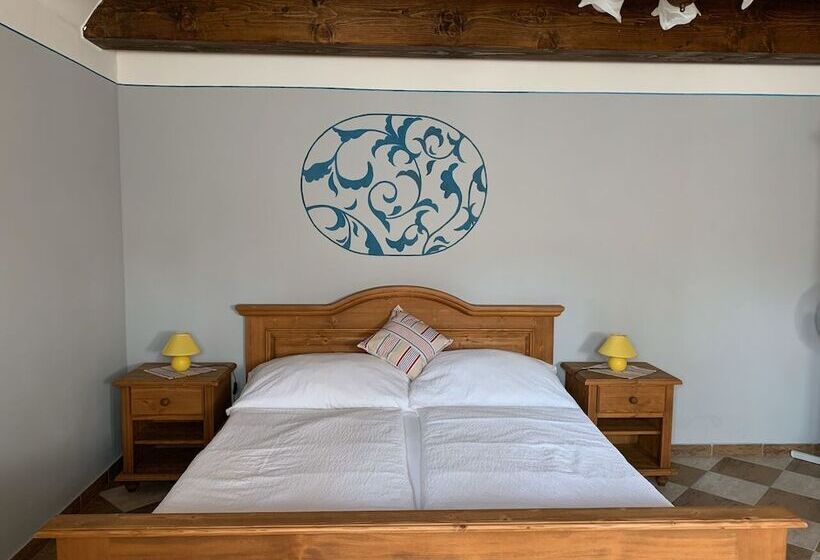 住宿加早餐  Pension Amadeus & Apartments