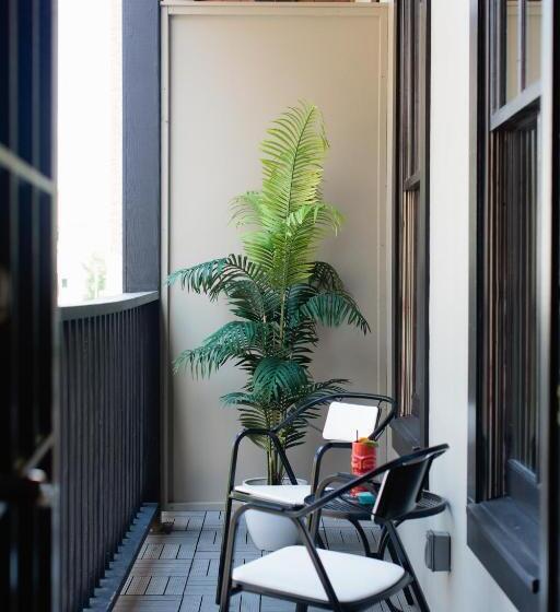 تختخواب و صبحانه The Dwell Hotel, A Member Of Design Hotels