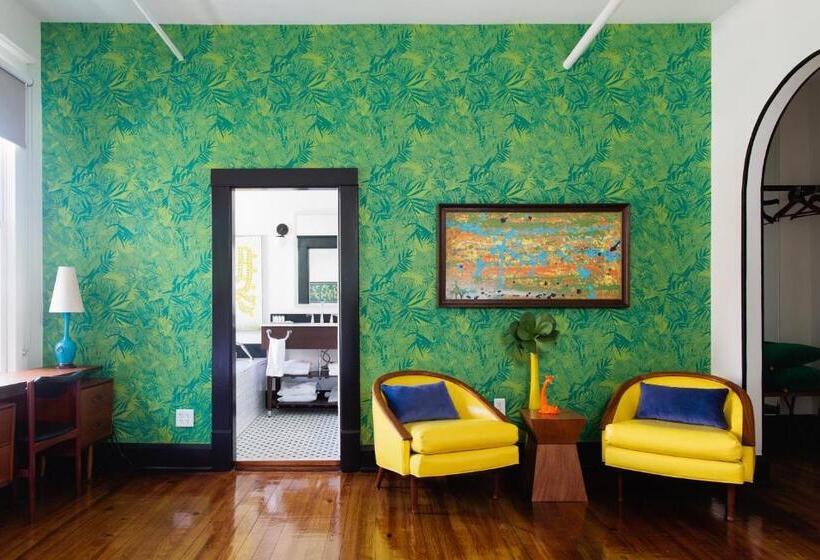 تختخواب و صبحانه The Dwell Hotel, A Member Of Design Hotels