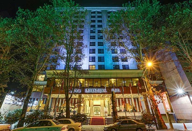 Espinas International Hotel