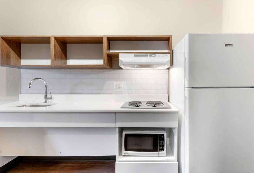 Extended Stay America Premier Suites  Union City  Dyer St