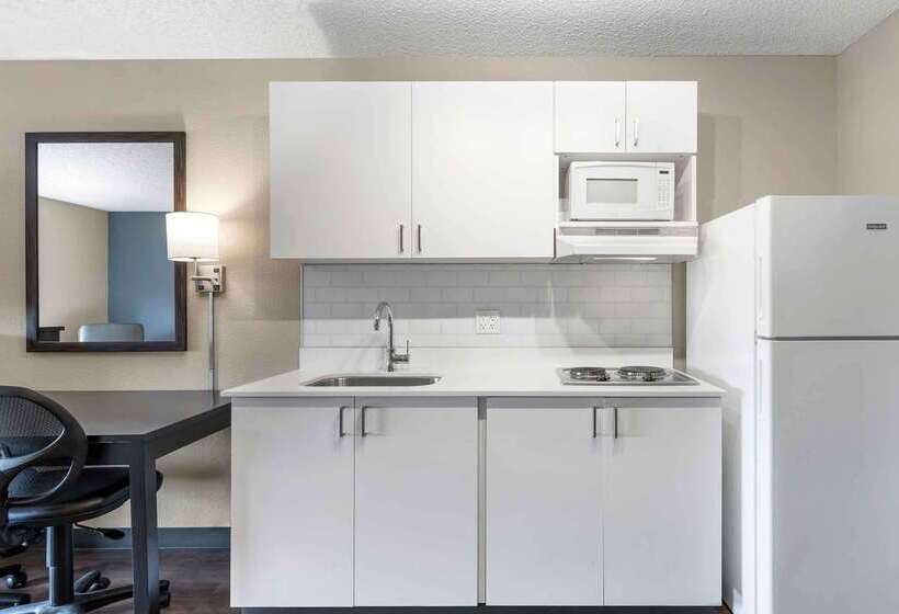 Extended Stay America Premier Suites  Union City  Dyer St