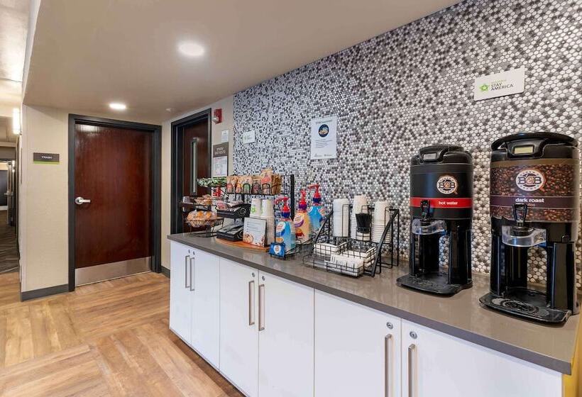 Extended Stay America Premier Suites  Union City  Dyer St