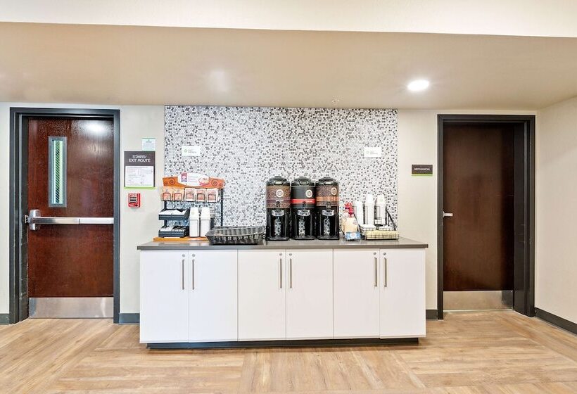 Extended Stay America Premier Suites  Union City  Dyer St