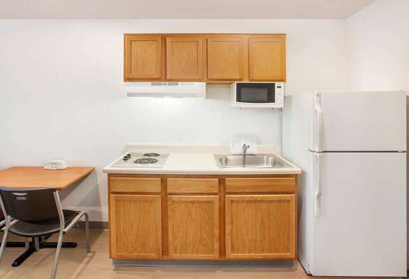 Extended Stay America Select Suites  Fayetteville  I49