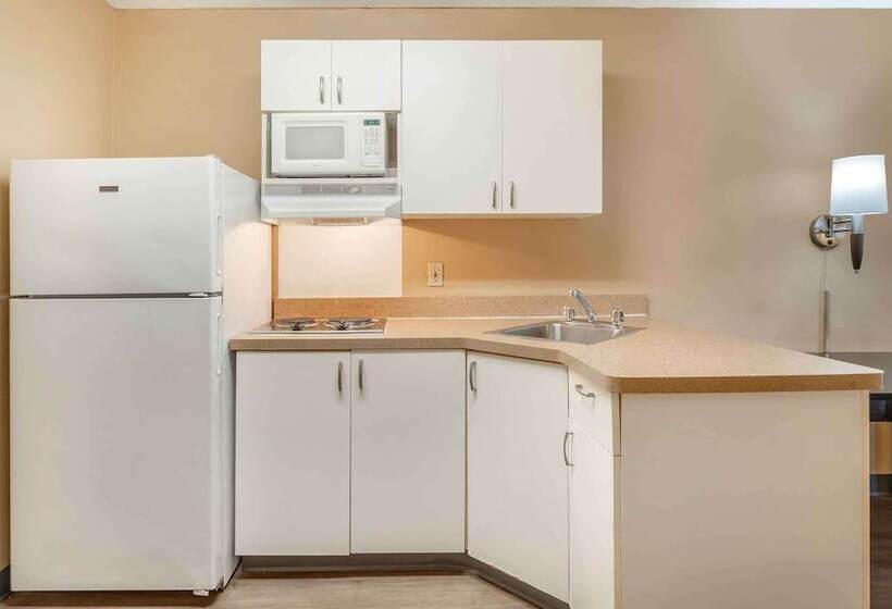 Extended Stay America Suites Oakland Emeryville