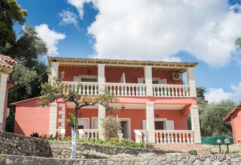 Fouxia Apartments And Studios