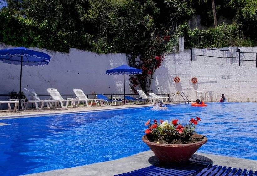 Fouxia Apartments And Studios