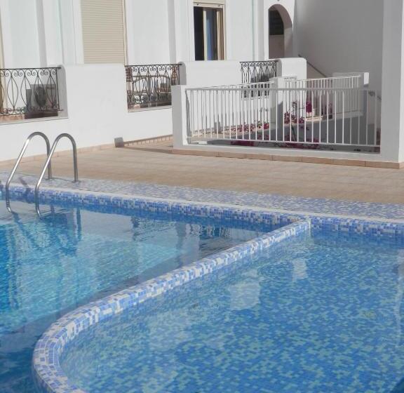 Glaros Hotel Apartment