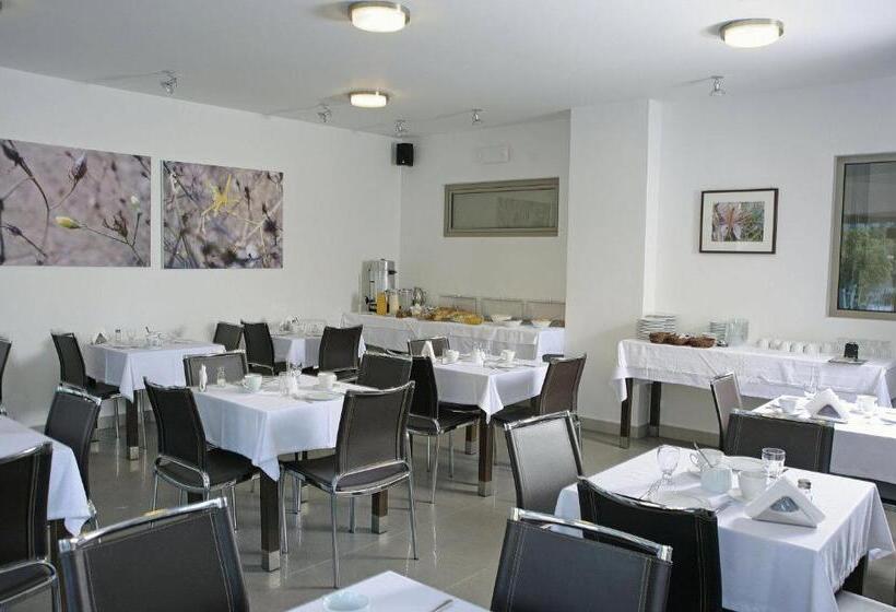 Glaros Hotel Apartment