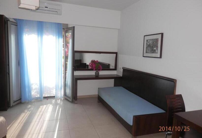 Glaros Hotel Apartment