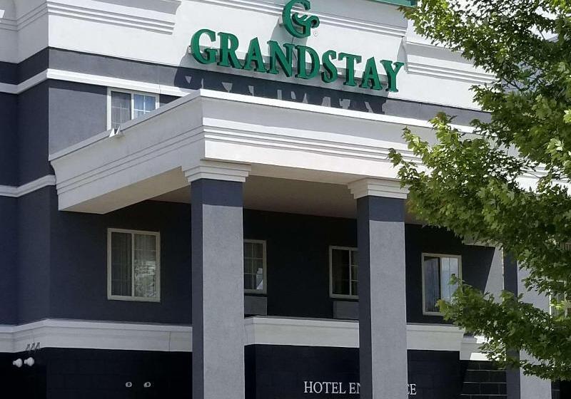Grandstay Apple Valley