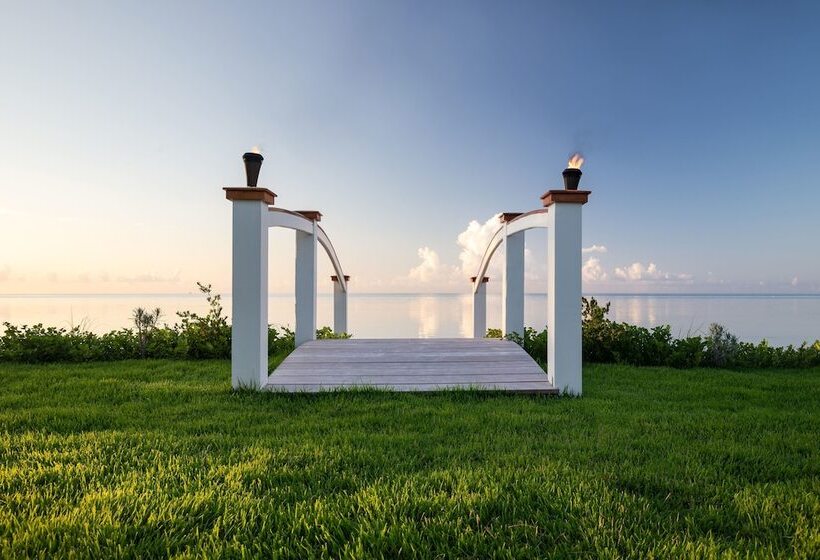 Grassy Flats Resort & Beach Club