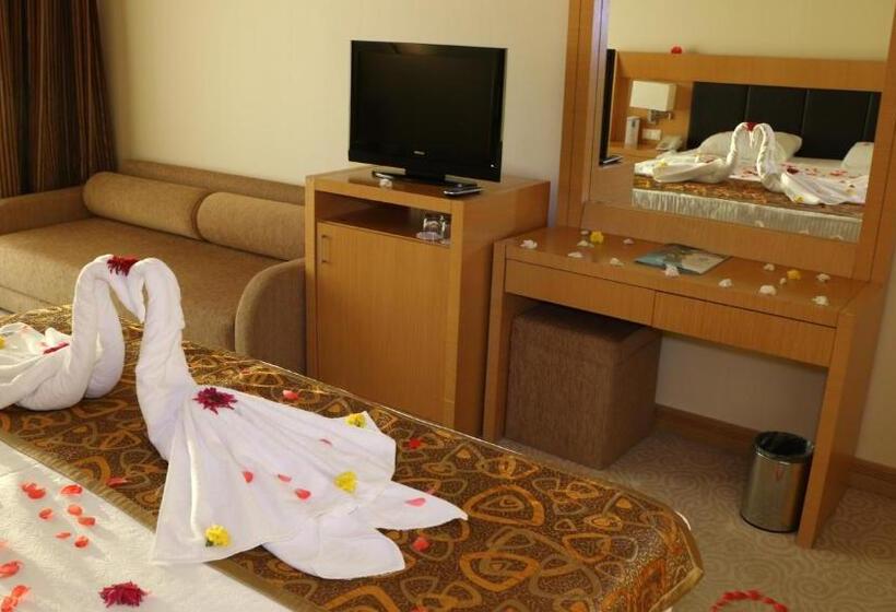 هتل Adrina Termal Health & Spa