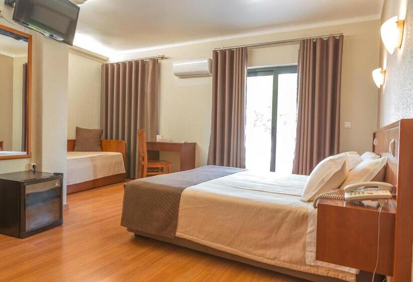 Отель Amadora Palace