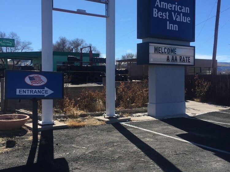 ホテル Travel Inn & Suite