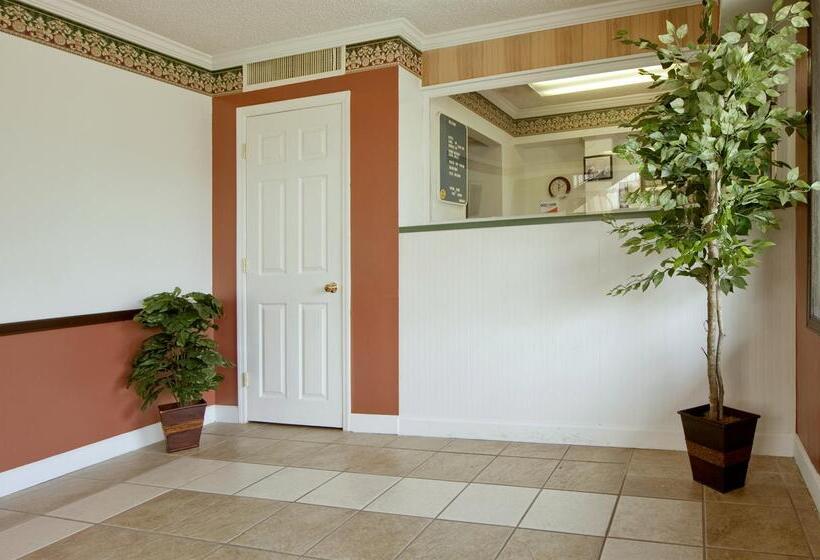 בית מלון כפרי Americas Best Value Inn Ft. Jackson