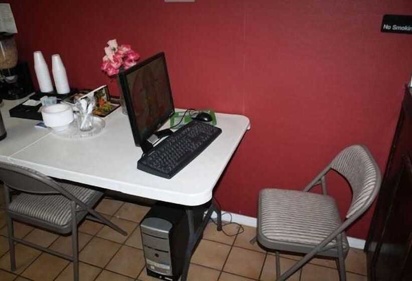 בית מלון כפרי Americas Best Value Inn Livermore
