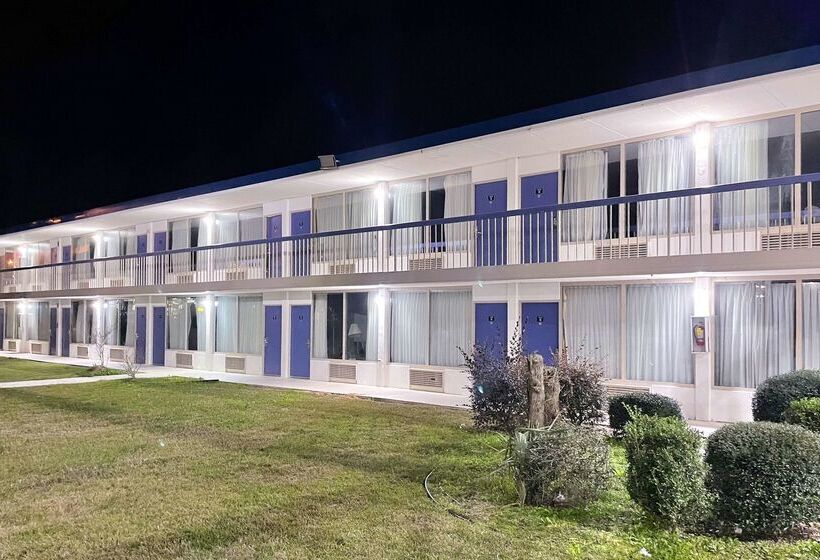 Motel 6 Marianna, Fl