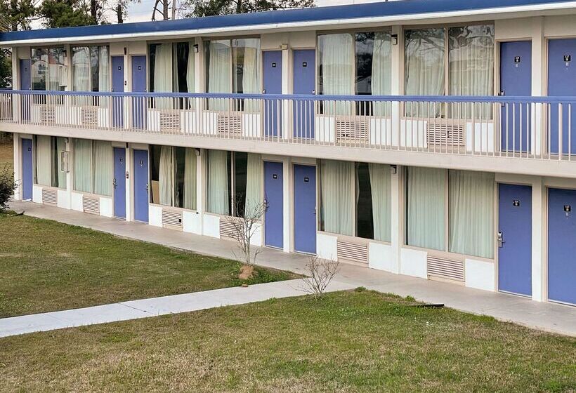 Motel 6 Marianna, Fl